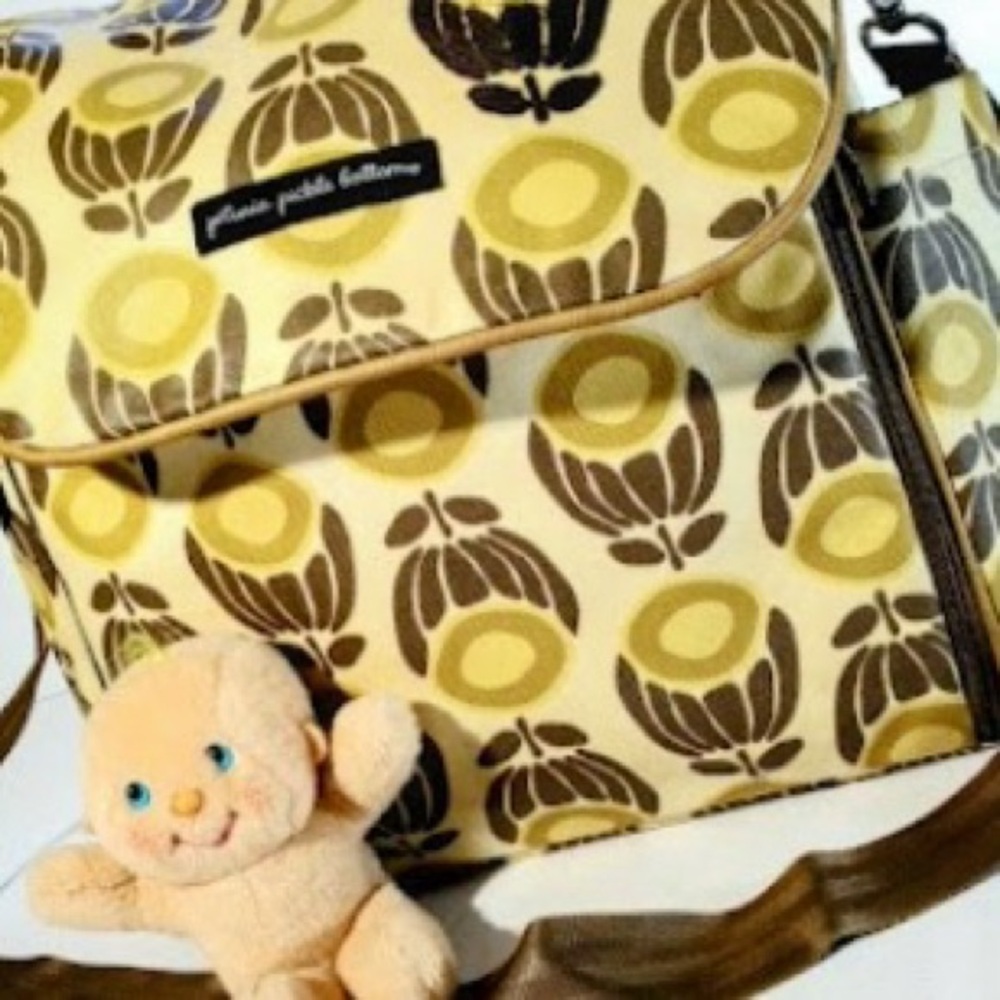 Petunia Pickle Bottom Diaper Bag Backpack Removable Changing Pad Multi-Pockets